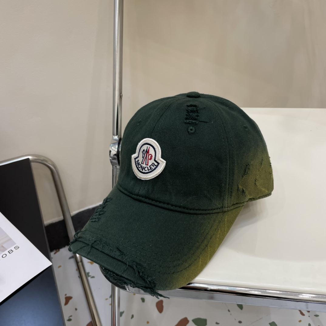 Moncler Caps